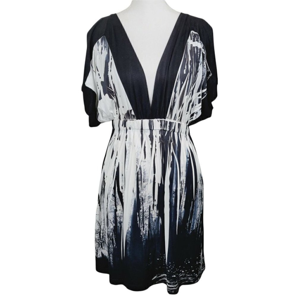 Vintage Crimson Ivy Cold Shoulder Tunic Black & White Boutique Med Empire Waist